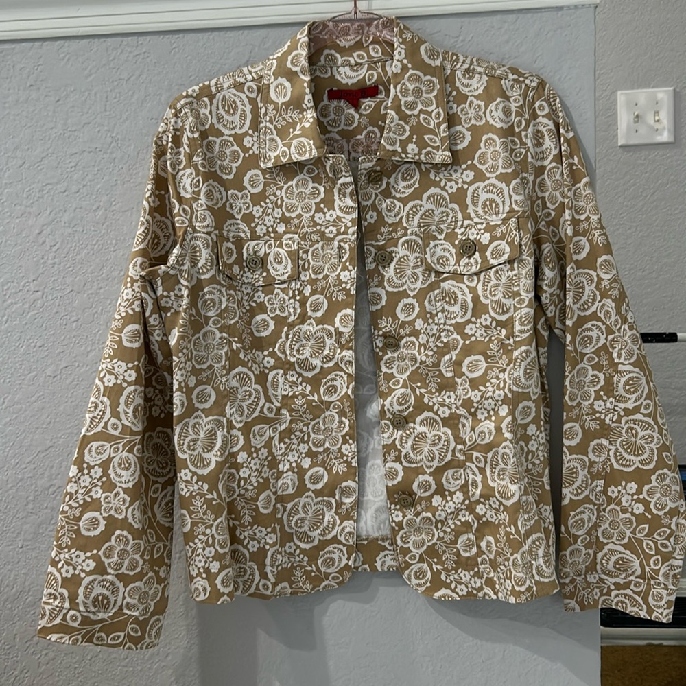 Gently used Joni B Sateen print Jacket khaki